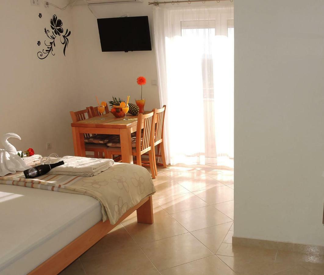 Iva Apartmani Tribalj 외부 사진