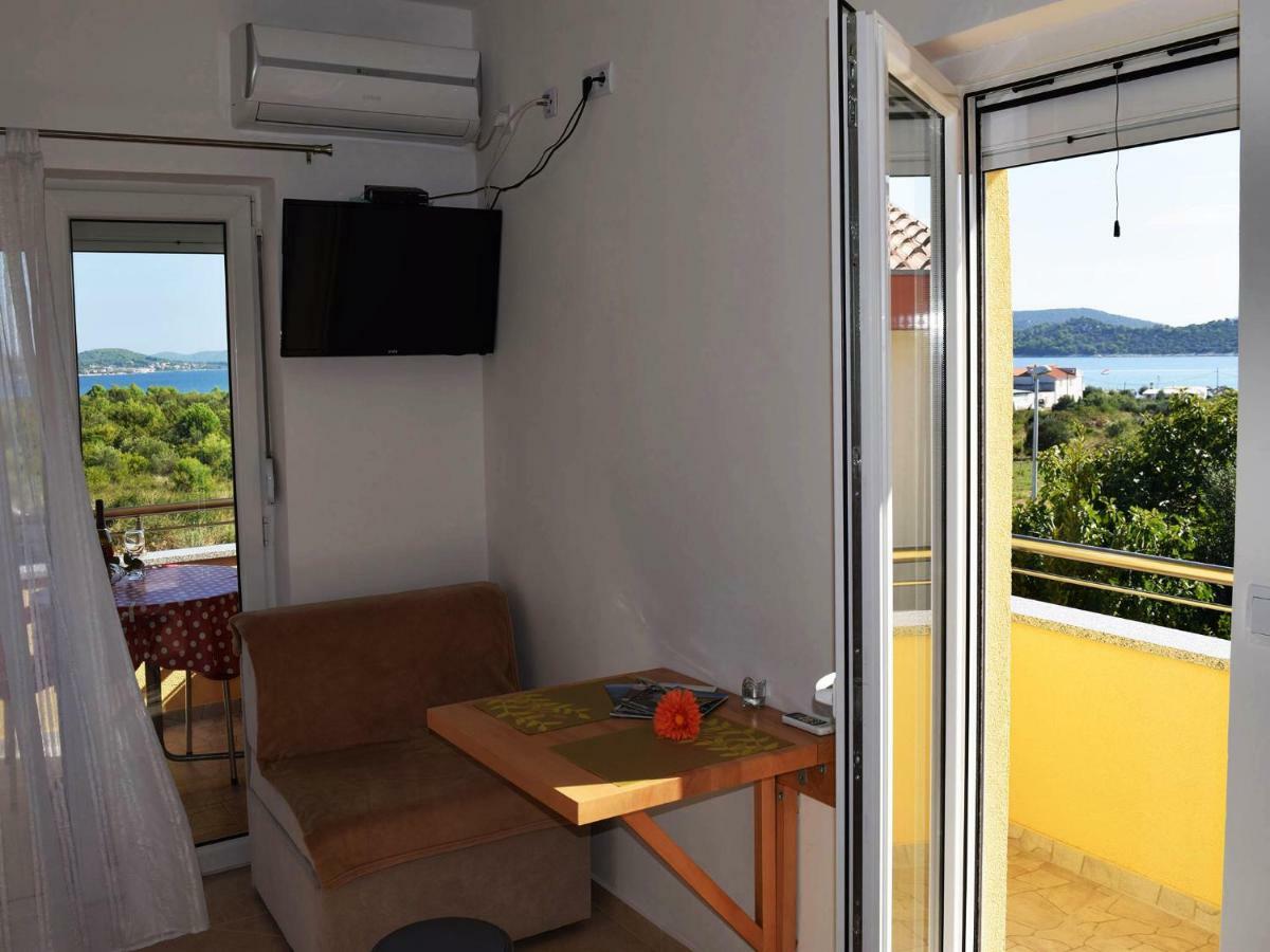 Iva Apartmani Tribalj 외부 사진