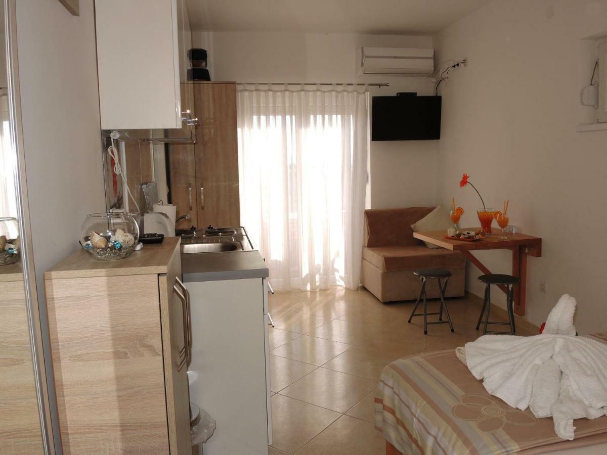 Iva Apartmani Tribalj 외부 사진
