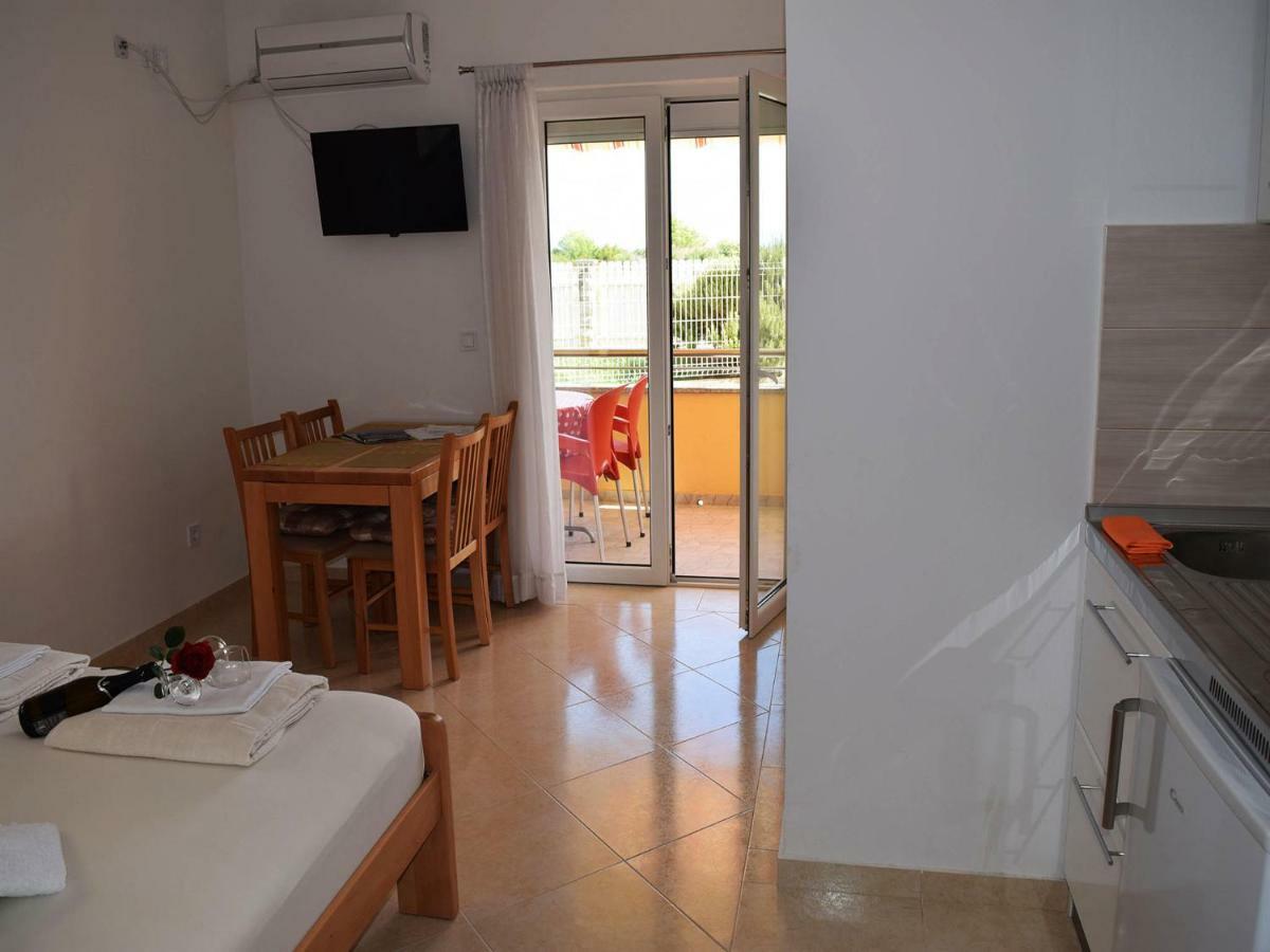 Iva Apartmani Tribalj 외부 사진